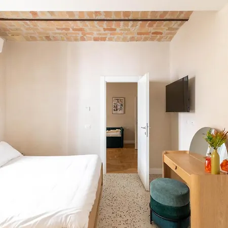 Apartment Iflat Lovely Flat In Trastevere